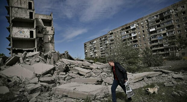Putin sta vincendo la guerra? L'esercito avanza in Donbass. «Vogliono cancellare Severodonetsk dalla terra»