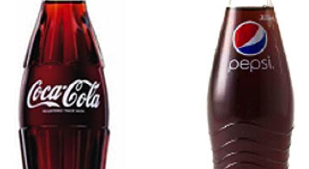 La Pepsi vince la «guerra delle bottiglie« contro la Coca Cola: nessun plagio