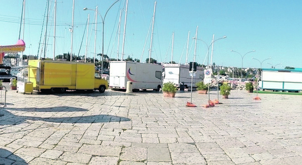 Piazzale Lenio Flacco cambia volto: sei chioschi fissi per eliminare i “food truck”
