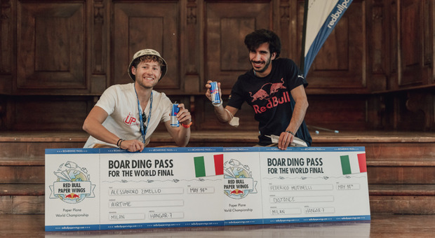 Milano, successo per la finale del Red Bull Paper Wings: incoronati i vincitori italiani della gara di lancio di aerei di carta