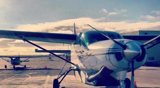 Alaska, precipita Cessna nella notte con dieci passeggeri a bordo: 4 morti 6 sopravvissuti