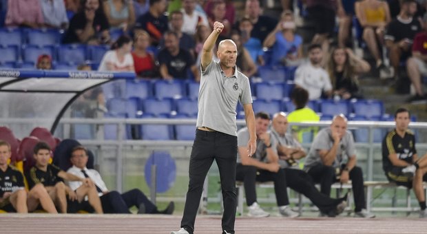 Napoli, senti Zidane su James: «È nostro, ma può cambiare tutto»