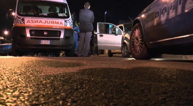Giugliano, contromano sull'asse mediano: tragedia sfiorata, 3 feriti dopo scontro tra auto