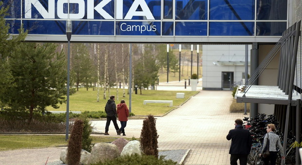Nokia taglia 15mila posti. In Italia via 219 dipendenti