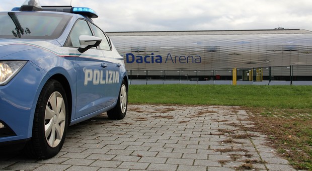 La polizia di stato alla Dacia Arena di Udine