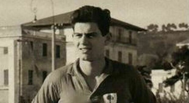 Ex calciatore e un grande maestro: stadio comunale di Grottammare intitolato a Casilio