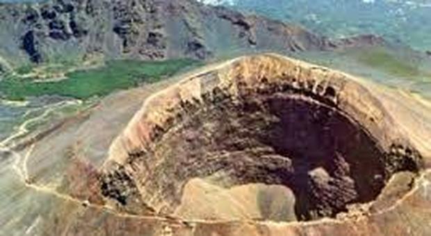 Cratere del Vesuvio, più 46 per cento il costo del biglietto: è polemica