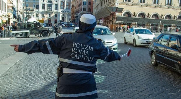 Roma, via libera all'assunzione di 500 vigili entro 2018