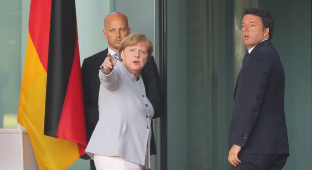 Brexit, Merkel: «Nessun colloquio prima di richiesta formale di uscita»