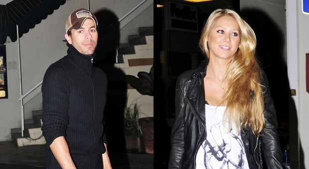 Enrique Iglesias e Anna Kournikova, nato il terzo figlio del cantante e della ex tennista