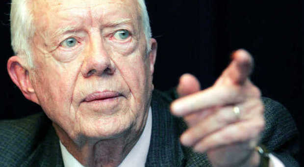 Jimmy Carter annuncia di avere il cancro