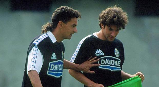 La foto postata da Del Piero (a sin) con Baggio