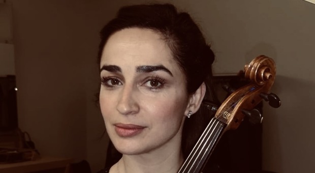 Estela Sheshi, violinista dell'Orchestra La Scala di Milano, ha studiato al conservatorio di Udine