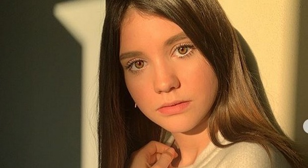 Valeria Vedovatti, star del web a 16 anni: «La tv? Non la guardo, per me c'è solo YouTube»