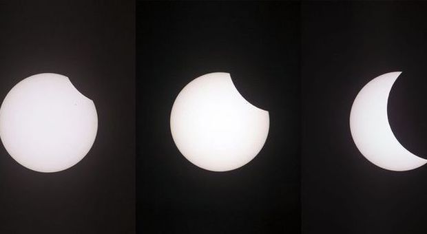 Eclissi, il sole nero incanta l'Italia E poi spunta la Superluna FOTO