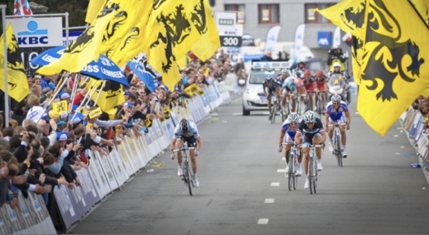 Domani al Giro delle Fiandre favorita la Deceuninck-Quick Step. Per l’Italia ci saranno Trentin e Moscon