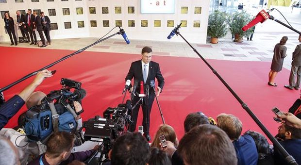 Dombrovskis: "Presto per quantificare la flessibilità per l'Italia"