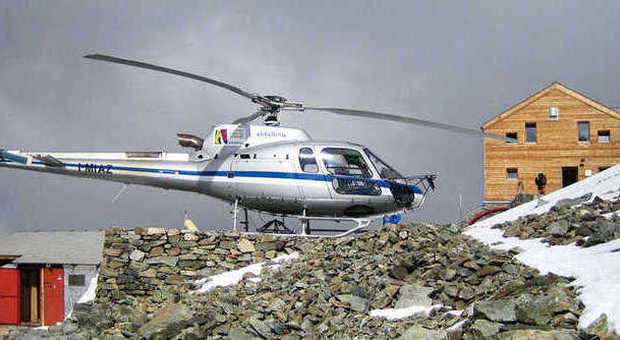 Valtellina, elicottero con tre persone a bordo non rientra alla base dopo missione in alta quota