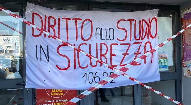 Borse di studio, in Puglia i sindacati studenteschi incalzano Regione e Adisu. Link: «Viviamo in un limbo»