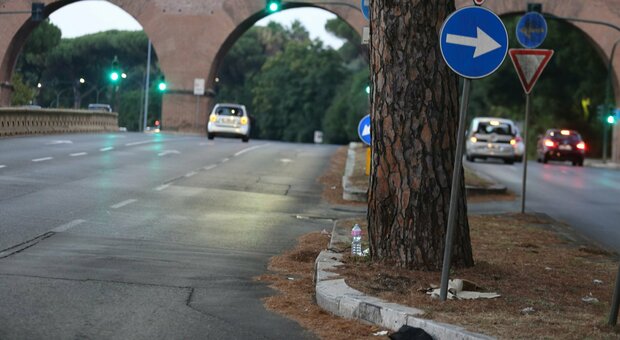 Roma, scooter fuori controllo: diciannovenne muore davanti alla fidanzata