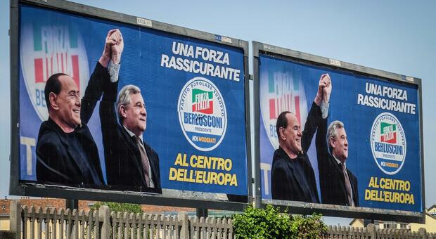 Manifesti elettorali di Forza Italia per le elezioni europee di giugno, Milano 30 Aprile 2024 ANSA/MATTEO CORNER
