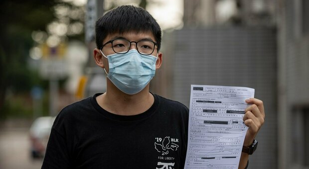 Arrestato di nuovo il leader della resistenza di Hong Kong: a 23 anni l'attivista Joshua Wong guida la protesta contro la Cina