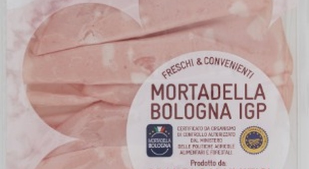 Conad ritira dal mercato un lotto di Mortadella Bologna: «Rischio microbiologico»