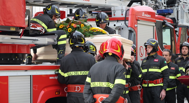 Raccolti 112 mila euro per Walter, il pompiere morto nel lago di Santa Croce