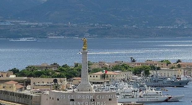 Coronavirus, Sicilia: 8 traghetti andata e ritorno al giorno per attraversare lo Stretto