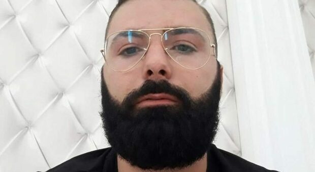 Camorra a Napoli, 30 arresti per droga e tentato omicidio. Preso anche il fratello del ragazzo ucciso a Pianura