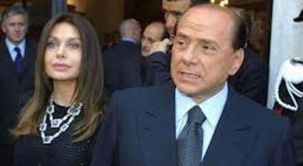 Berlusconi e l'incontro con Veronica alla festa di Barbara. "È vero che ti risposi?". "Sono ancora scottato..."