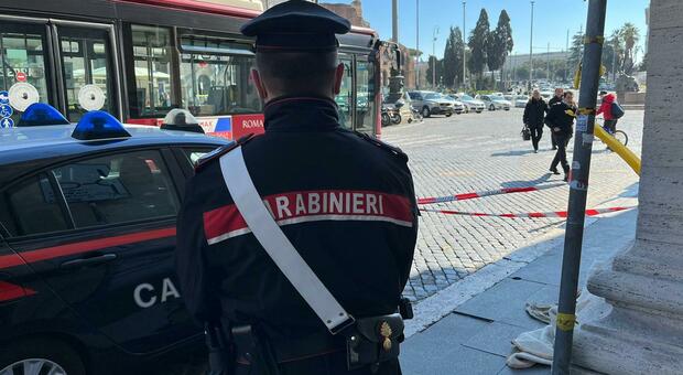 Roma, due clochard trovati morti in centro: uccisi nella notte dal troppo freddo