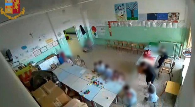 Matera, maltrattamenti su almeno 7 bambini alla scuola materna: maestra sospesa