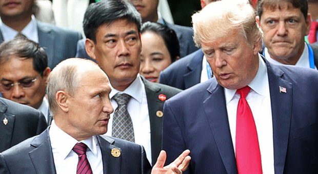 Russiagate, l'ex capo della Cia attacca: «Trump intimidito da Putin. Gli Usa sono in pericolo»