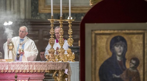 Papa Francesco a Santa Maria Maggiore inaugura il restauro della Madonna di Roma
