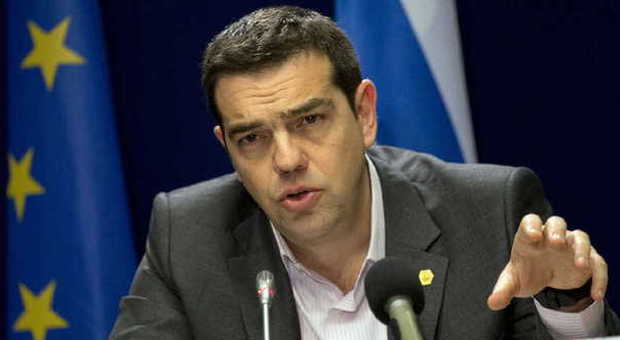 Grecia, l'Ue sblocca 2 miliardi: «È crisi umanitaria»