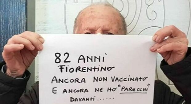 Vaccino, la protesta di nonno Pierdomenico diventa virale: «Ho 82 anni e tante persone davanti, quando mi vaccinate?»