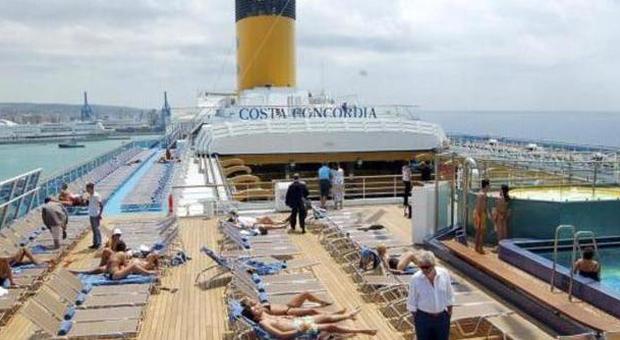 Il bimbo si fa male sulla Concordia, Costa deve rimborsare la crociera