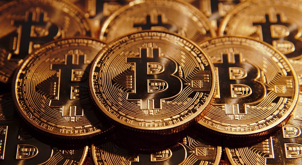 Bitcoin, calo del 5,9%: "Colpa dell'arrivo del Bitcoin Gold"