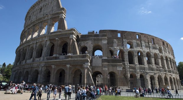 Roma, il turismo frena: «Ma a Pasqua molte prenotazioni»