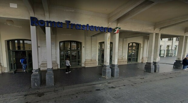 Malore improvviso, donna di 40 anni muore a Roma: si è accasciata in strada a Trastevere