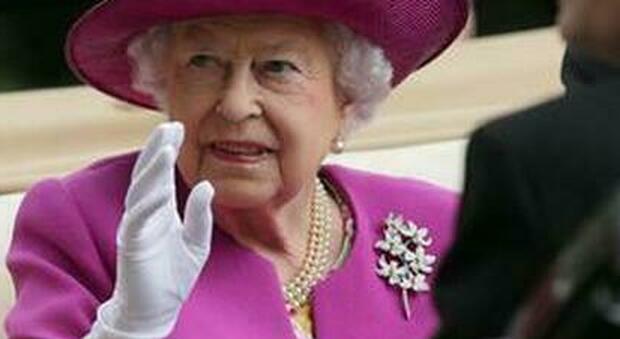 La Regina Elisabetta a Londra per la prima volta dalla pandemia: mancava da 6 mesi