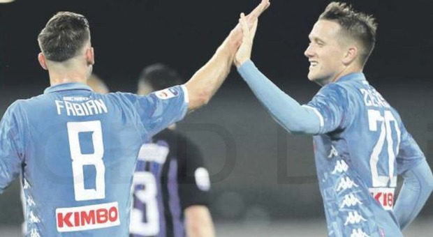 Napoli, la grazia del gol nel mezzo: che spettacolo Zielinski e Fabian