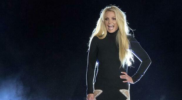 Britney Spears finisce in tribunale contro il papà, la svolta dopo 12 anni