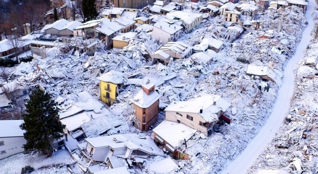 Terremoto, intensa nevicata ad Amatrice e Accumoli, particolarmente forte a Torrita