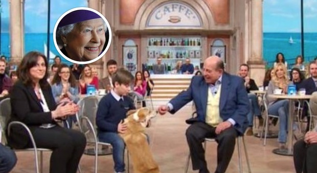 La regina Elisabetta nega un cane al bambino, Giancarlo Magalli glielo regala