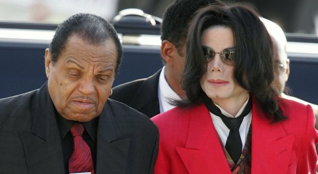 Morto Joe Jackson, padre e manager di Michael: aveva 89 anni ed era malato da tempo