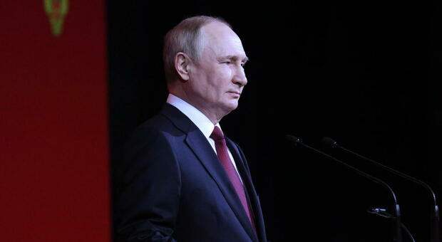 Putin adesso è più solo, crepe al Cremlino: aver disertato il G20 ha aumentato l’isolamento dello Zar