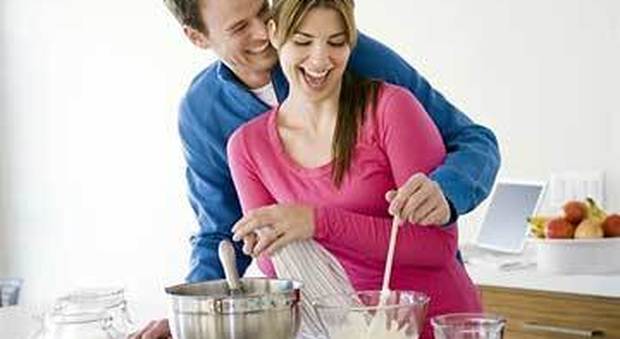 San Valentino, cucinare insieme il miglior antidoto alle crisi di coppia