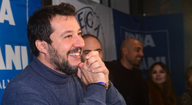 Salvini preoccupato dalle sardine: si sono prese la scena che prima era tutta per lui